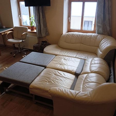 Ainas Flat Apartment Saldus Luaran gambar