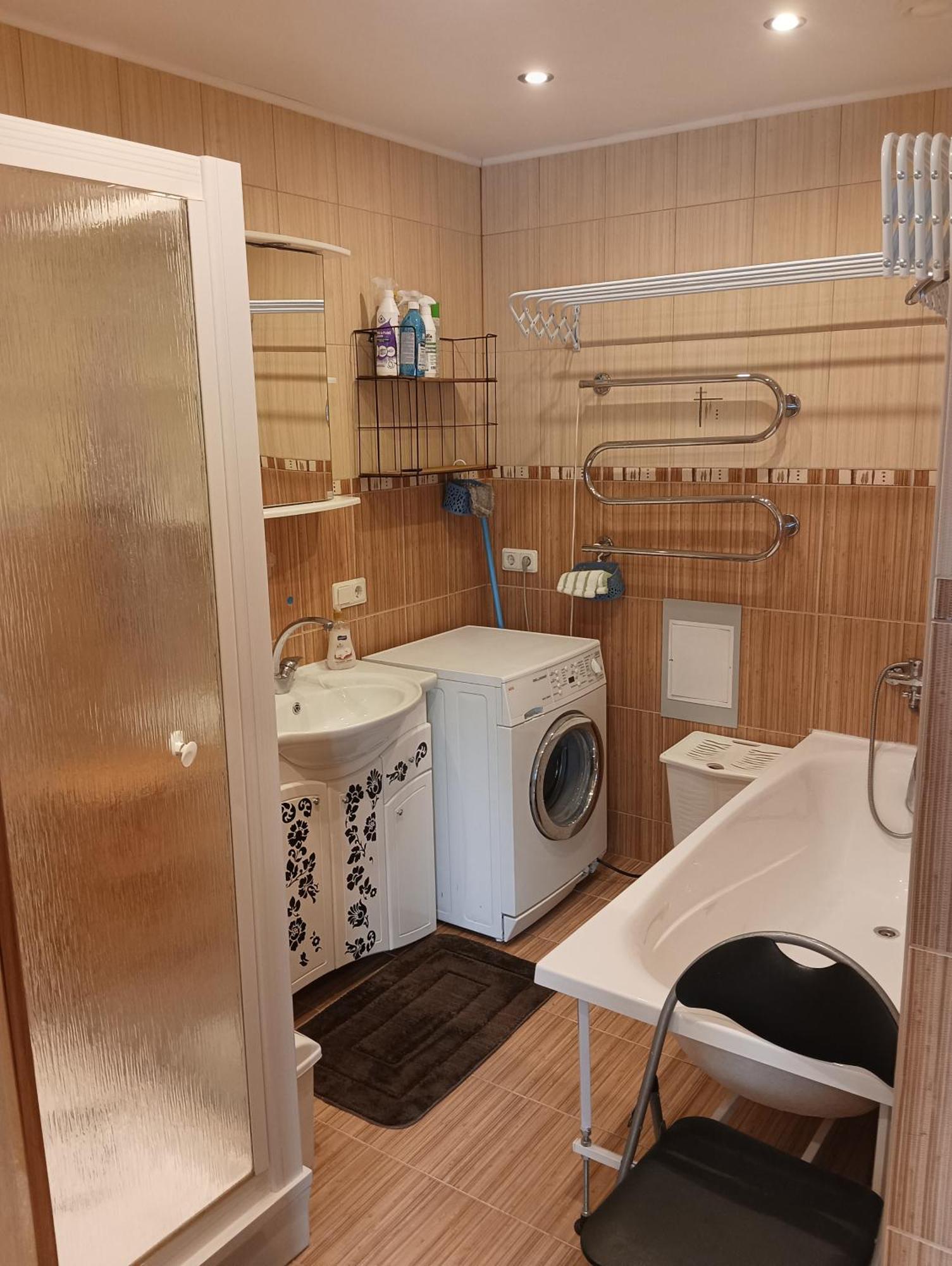 Ainas Flat Apartment Saldus Luaran gambar